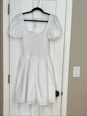Girls' White Puff-Sleeve Day Dress